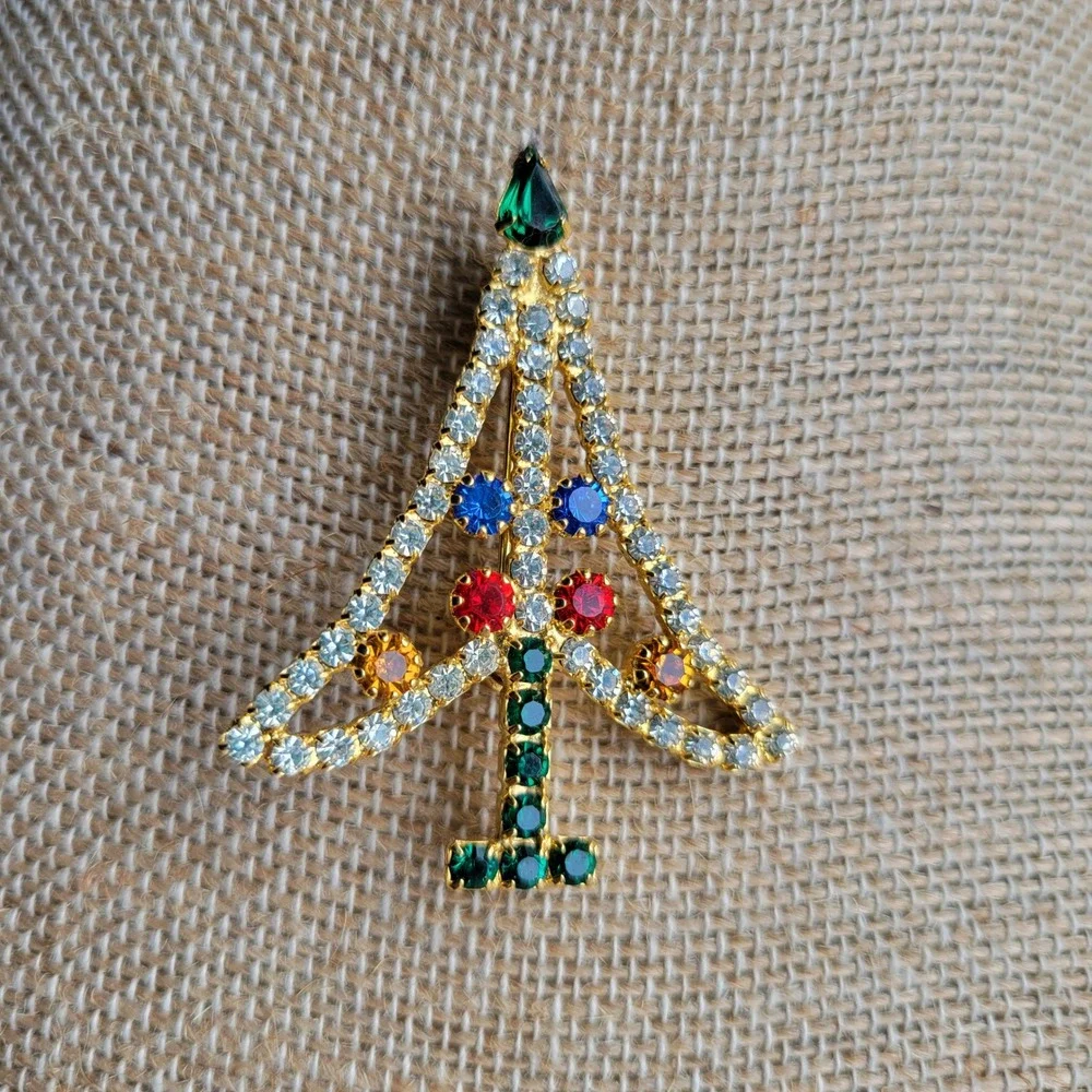 Vintage‎ 70s Christmas Tree Brooch Colorful Rhinestones Mod MCM Giftable